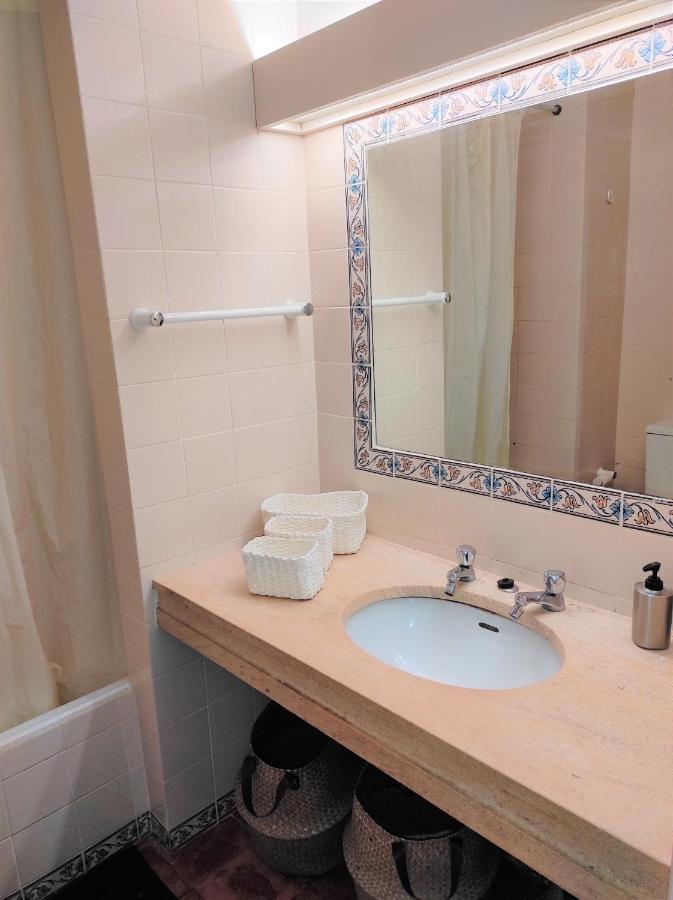 The Triple House Apartment อัลวอร์ ภายนอก รูปภาพ